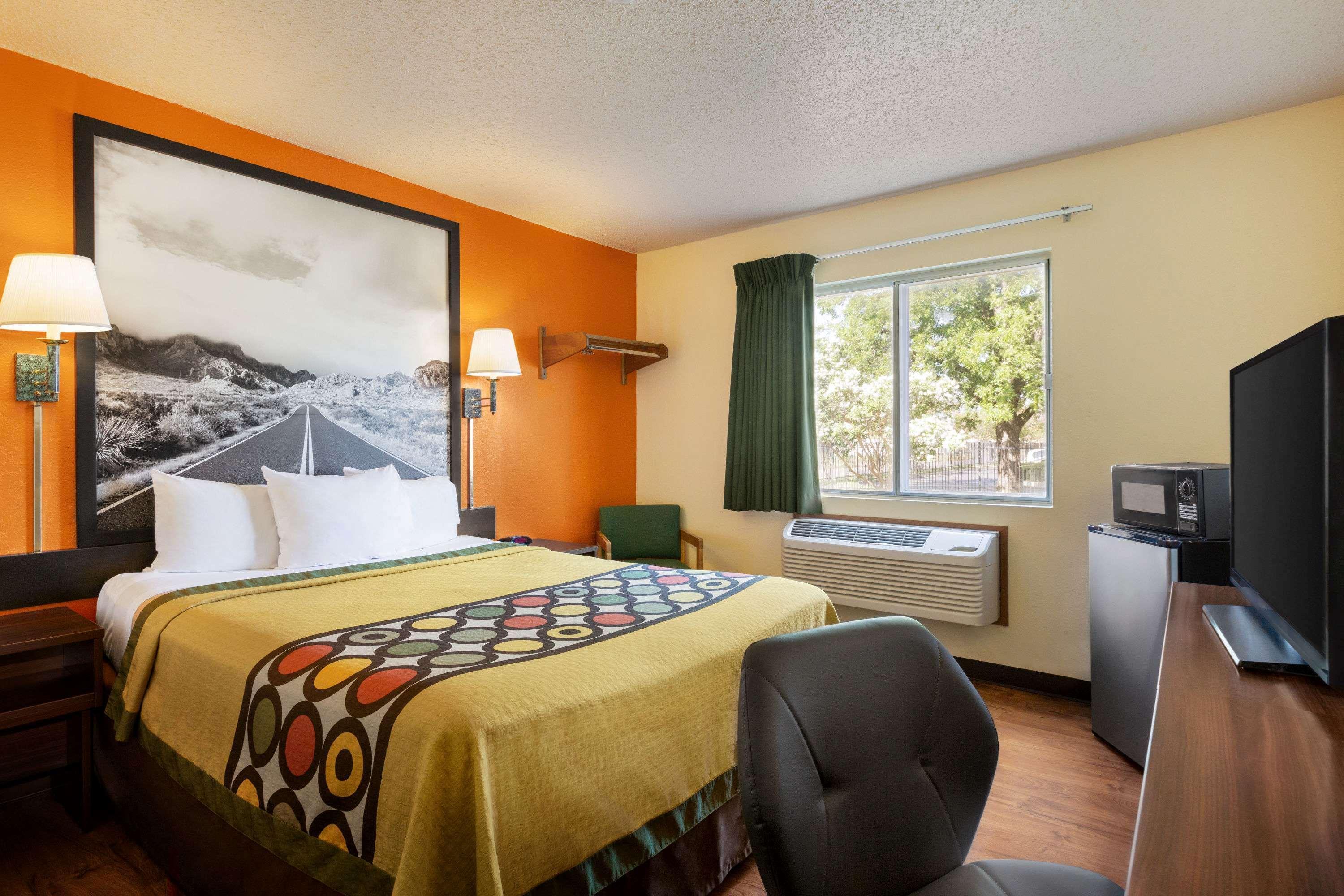 Super 8 By Wyndham Waco University Area Eksteriør billede