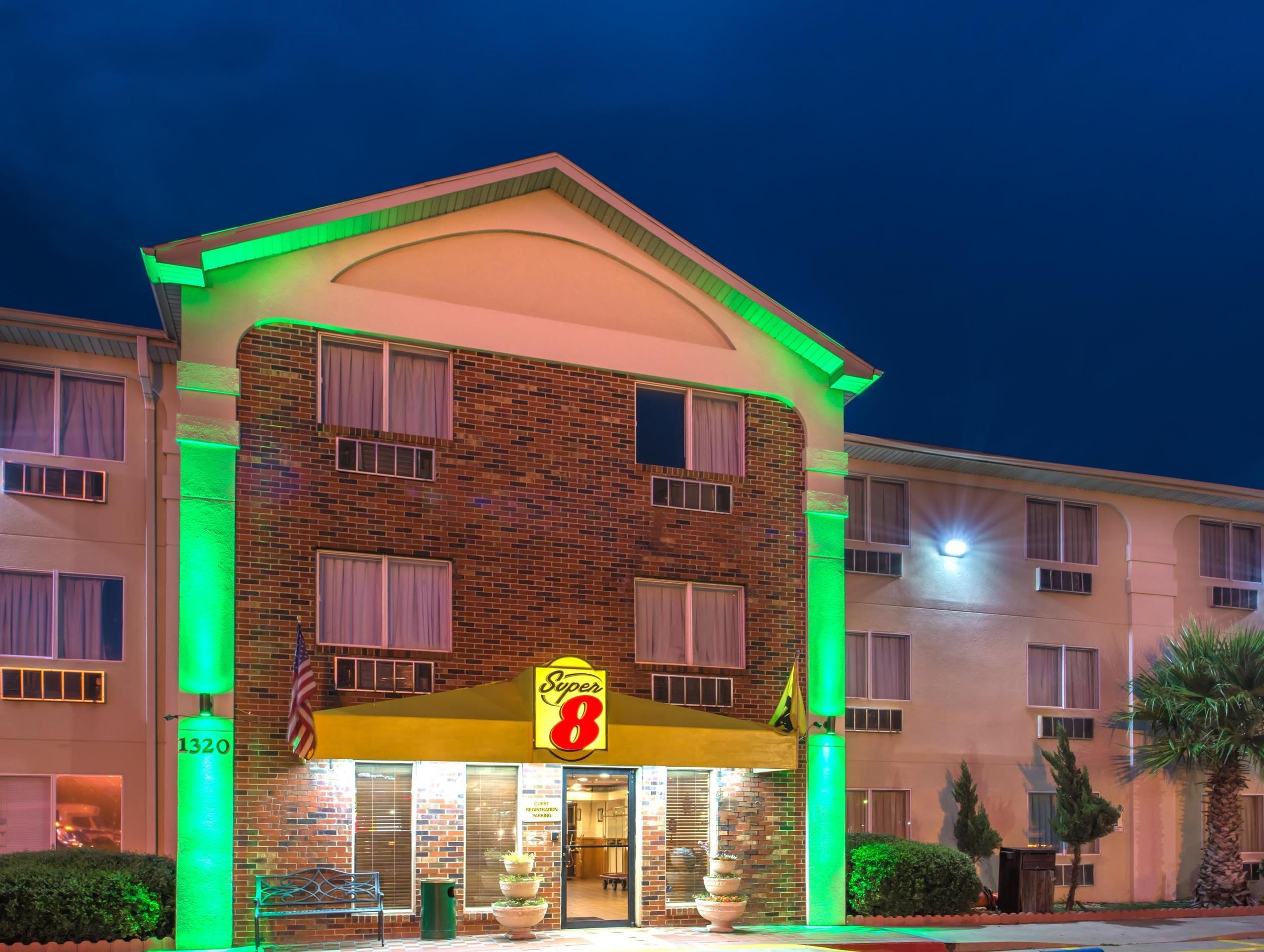 Super 8 By Wyndham Waco University Area Eksteriør billede